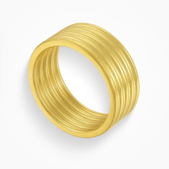 Downtown Ring - Picture 1 of 1